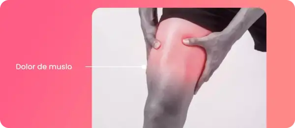 Persona sujetando la parte interna del muslo con un área enrojecida que indica dolor.